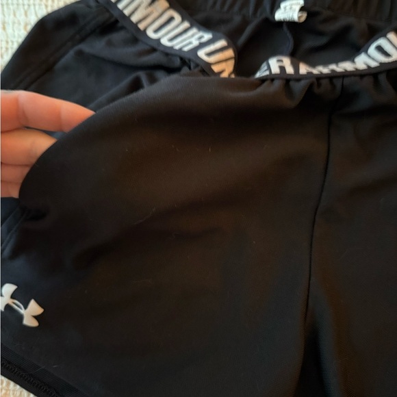 Under Armour Black Athletic Shorts Performance Comfort - Picture 4 of 5